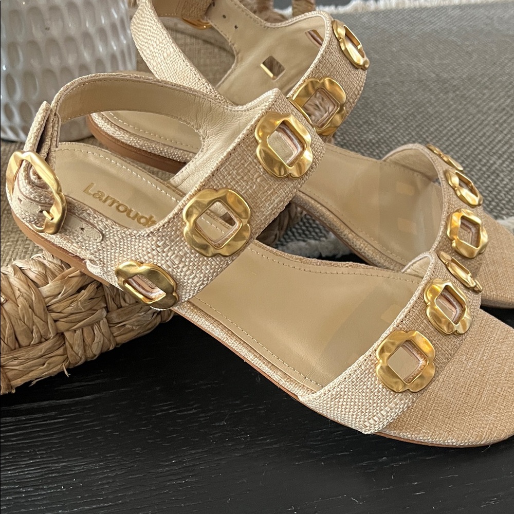 Larroude Milan Flat Sandals in Raffia Beige with Gold Grommets $315 MSRP